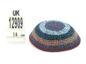 C KNITTED KIPPAH 16 CM- COLORFUL