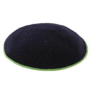 C KNITTED FLAT DMC KIPPAH 16 CM- BLUE WITH GREEN AROUND