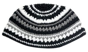 C  23 CM "FRIK" KIPPAH, GRAY- BLACK- WHITE STRIPES
