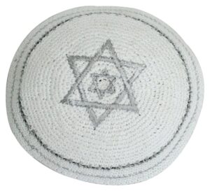 C KNITTED KIPPAH 17 CM- EMBROIDERY WITH MAGEN DAVID