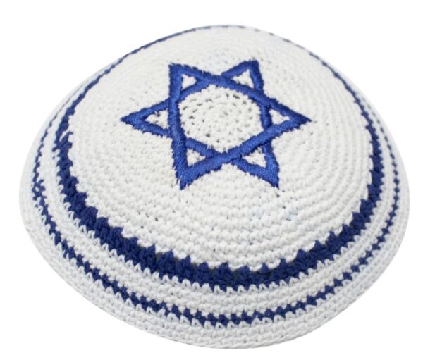 C KNITTED KIPPAH 17 CM  WHITE  WITH EMBROIDERY + BLUE MAGEN DAVID