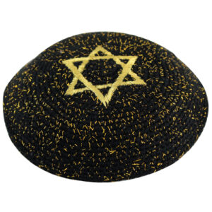C KNITTED KIPPAH 17 CM- GOLD NETAZIM WITH MAGEN DAVID