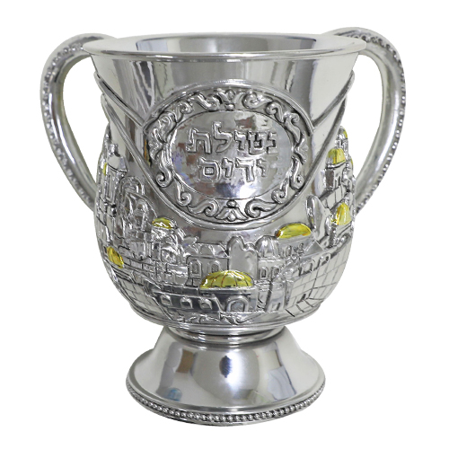 נטלה פוליריזן ירושלים עם רגל 16 ס"מ