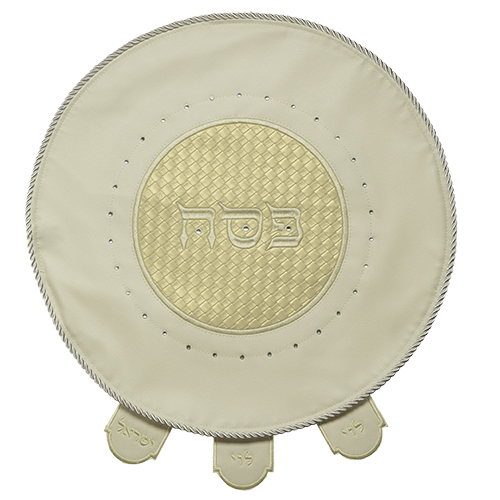 כיסוי מצה מהודר דמוי עור אופוויט משובץ אבנים עם מעויינים מוזהבים בעיצוב מעוגל במרכז 46 ס"מ