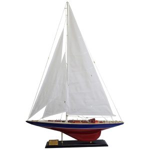 יאכטה מפרש לבן עבודת יד מעץ בצבע בורדו עם פס כחול 90x132 ס"מ