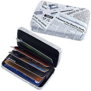 קופסא מעוצבת לכרטיסי אשראי "NEWSPAPER" עם חוצצים