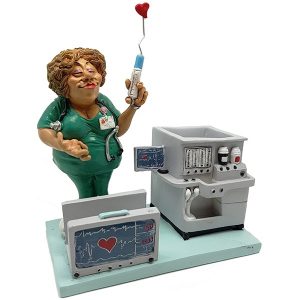 מעמד שולחני "אחות" מדים ירוקים עם כוס לעטים וכרטיסי ביקור